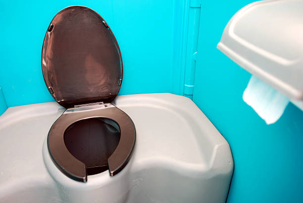 Porta potty delivery and setup in Miles, TX